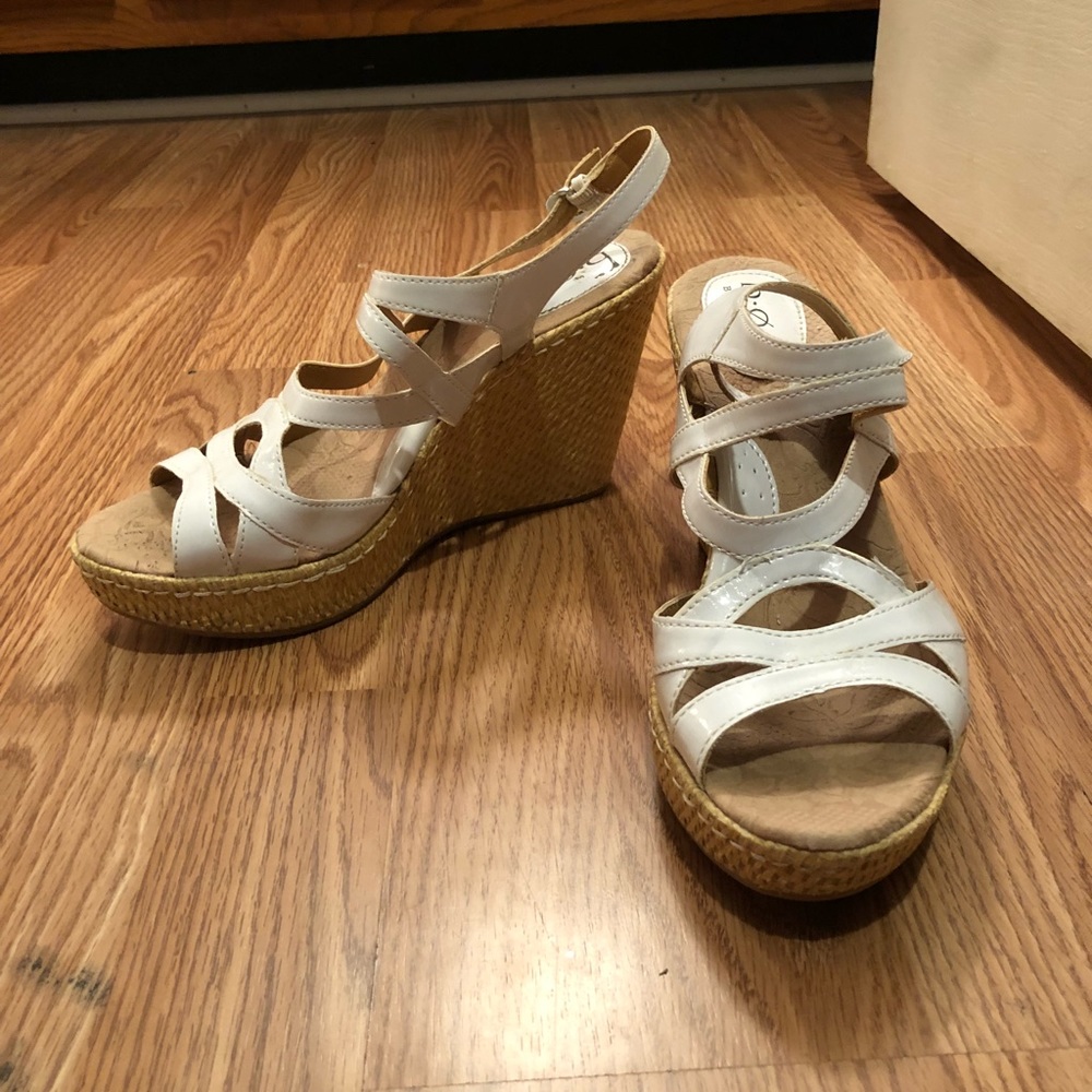 White and tan wedges